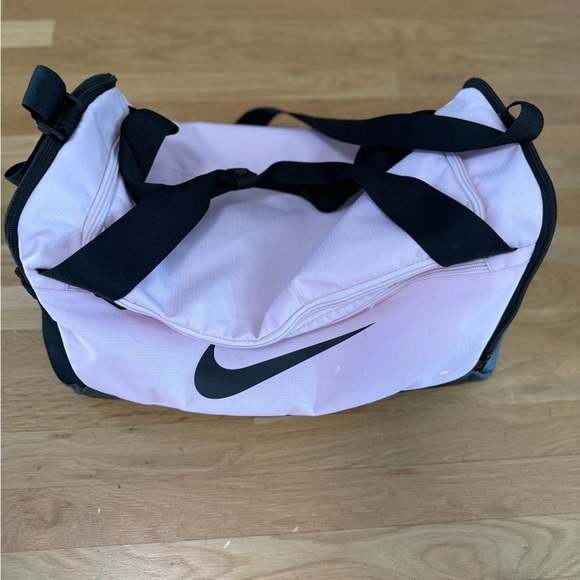 Nike Black and Pink Duffel Bag - Picture 2 of 10